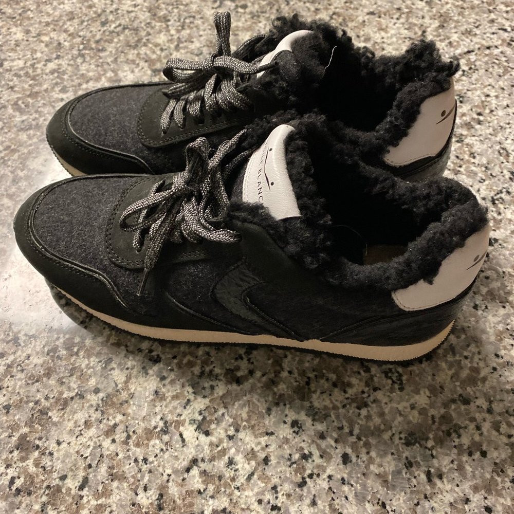 Voile Blanche Black and White Sneakers